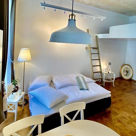Ars Longa Apartments Ljubljana Ngoại thất bức ảnh
