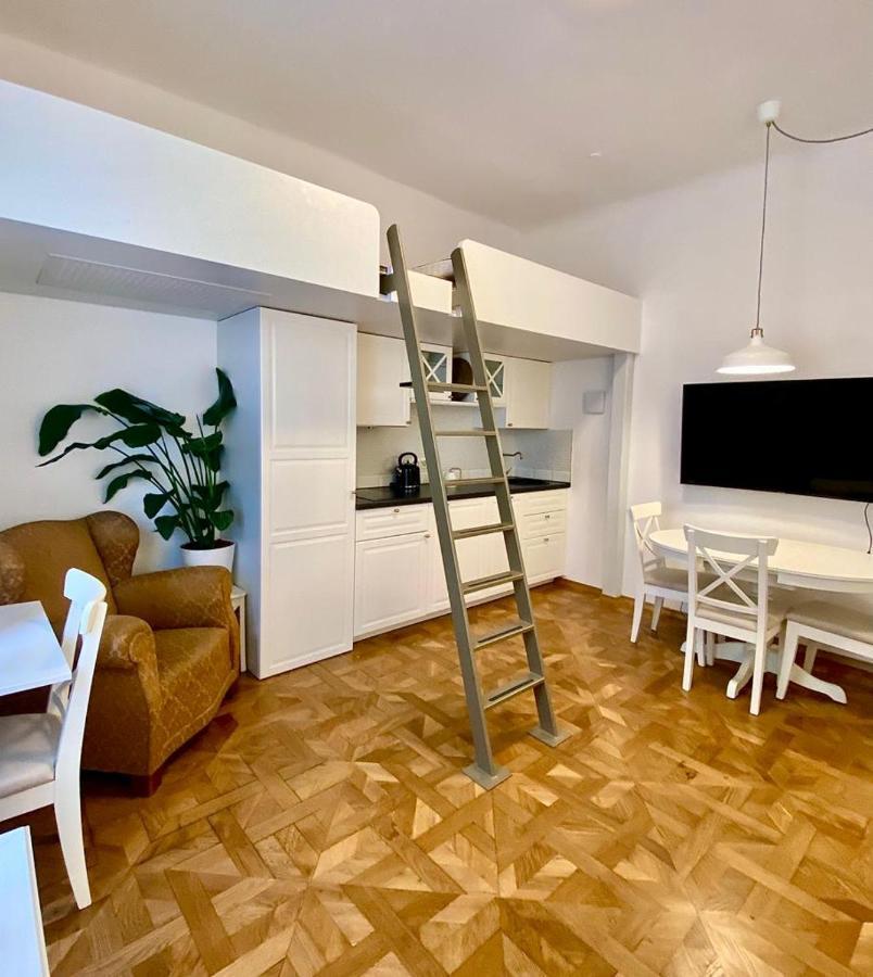 Ars Longa Apartments Ljubljana Ngoại thất bức ảnh