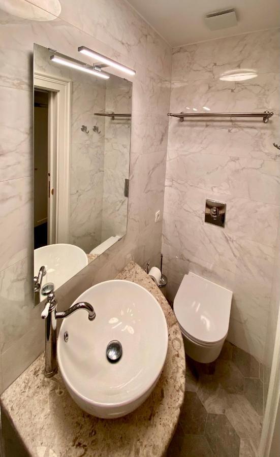 Ars Longa Apartments Ljubljana Ngoại thất bức ảnh
